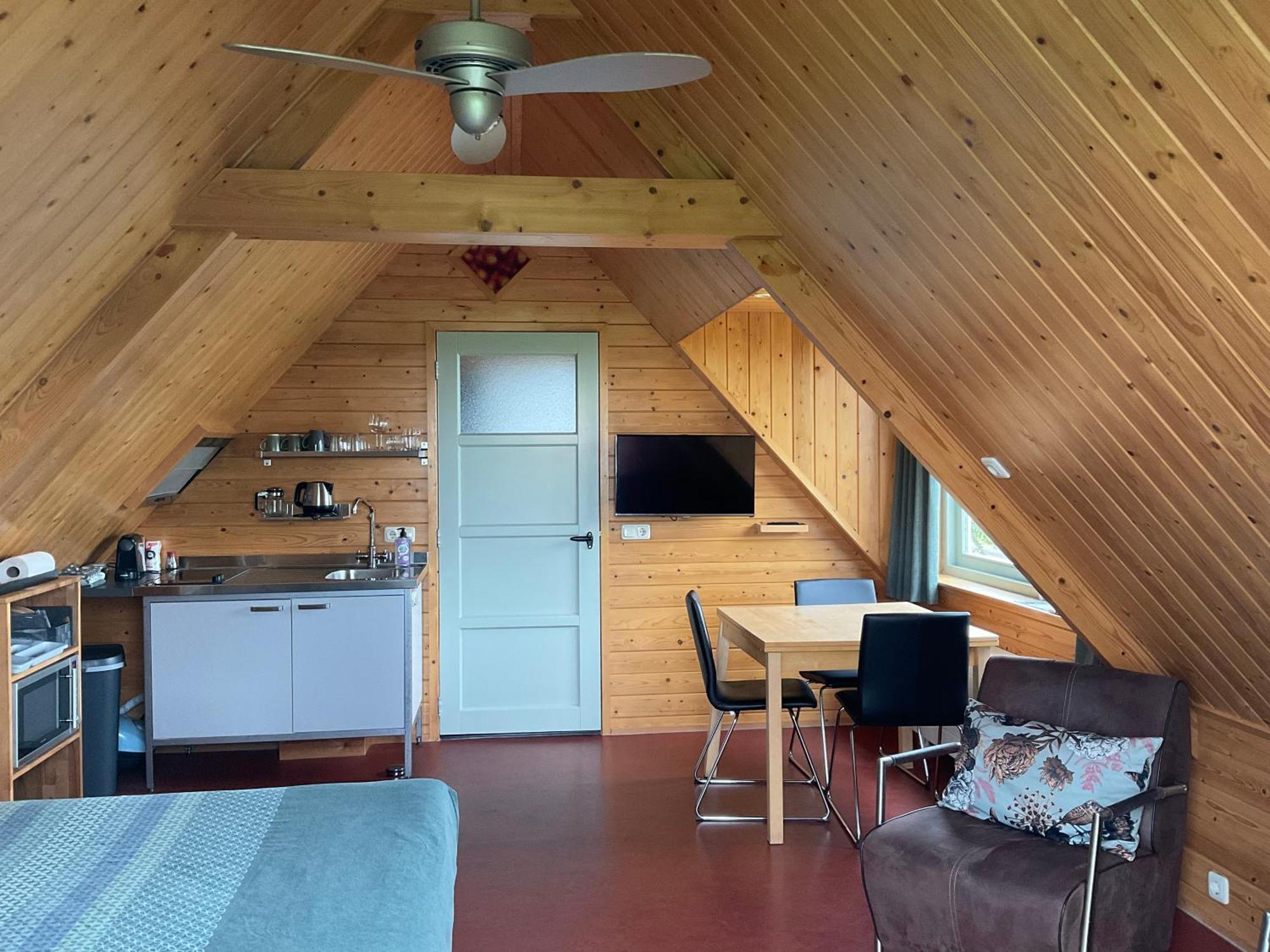 וורקום B&B En Vakantiehuisje Ursula מראה חיצוני תמונה